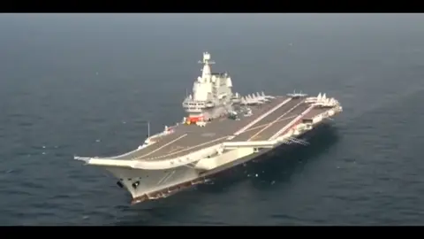 Tàu sân bay Sơn Đông của hải quân Trung Quốc🇨🇳 là xương sống của tạm thời của lực lượng hải quân Trung Quốc cùng với Liêu Ninh trước khi lớp 003 Phúc Kiến hoàn thành #aircraftcarrier #tausanbay #su33 #j15 #china #navy #xh 
