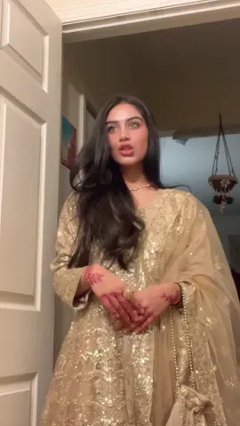my favorite look in a while #fyp #foryou #foryoupage #pakistan #bollywood #punjabi 