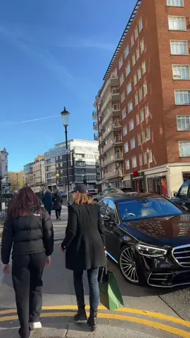 #PepsiKickOffShow #CommitToNothing #london #