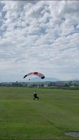 Parachute landing trick called a “blindman” #parachute #freestyle #skydive @Performance Designs 