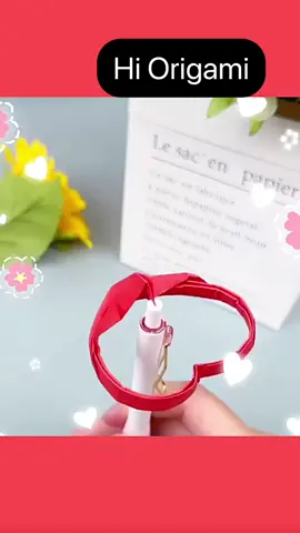 Fold a balancing bird when you are bored in class. Just put it on your fingertips and blow on it to make it spin in circles. Aite, your best friend who has good hands will fold with you #origamitutorial #bestfriend #classdaily #balancedbirdorigami #handmadeorigami