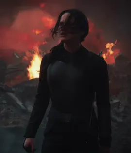the mockingjay #thehungergames #thehungergamesedit #thehungergamesedits #catchingfire #catchingfireedit #themockingjay #themockingbird #katnisseverdeen #katnisseverdeenedit #katnisseverdeenedits #fyp #foryou #foryoupage #edit #edits 