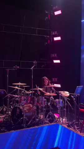 Để kỷ niệm ở đâyy để mãi nhớ về đoạn drum học đúng 3 ngày rưỡi và lên diễn🥹 IG:_muoiiiii