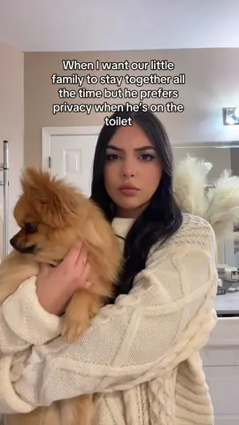 Denying your lover and fur baby’s company should be illegal 💅#queenchatlotte #puppytiktok #pomeranian #bridgerton #bridgertontok #tvd #tvdu #queenchatlotteabridgertonstory #winterfashion #wintervibe 