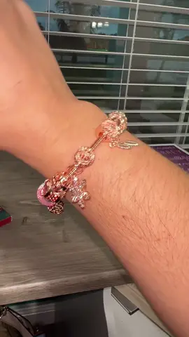 I found the Perfect christmas gift idea!! My daughter is obsessed 😍😍 on sale too!! #unboxing #christmasideas #adventcalendar #jewelry #tiktokshop 