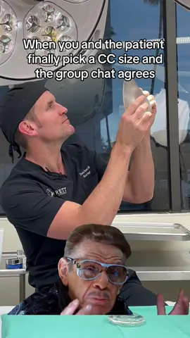 We still do on-table sizing ✨ #plasticsurgery #plasticsurgeon #medspalife #doctorsoftiktok 