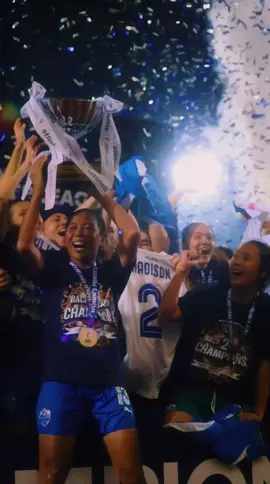 @LCS WT women’s team’s 6-0 victory against @tiongbahruwomens last night meant that they finished the season unbeaten once again ⚽️🏆 #sgsports #football #footballtik #tiktoksg #sgnews 