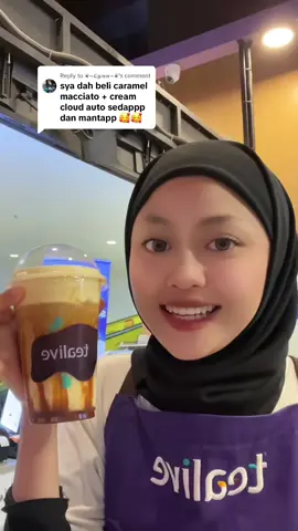 Try our viral coffee trick by adding a Cream Cloud topping to your coffee ☕🤤​ Have you given it a try? Let us know in the comments below.​ Video credit to wathursday on TikTok​ #Tealive #CoffeebyTealive