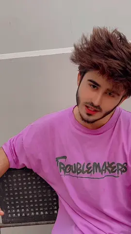 Hyyee this soNg😩🥺 insta👉🏻talhahere_official🍃 #trending #talhahere #hellotiktok #viral #foryou #fypシ #talha_in_ur_dreams #talha_is_live #trend 