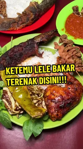 Kalo kesini wajib cobain lele bakarnya yaa . #fyp #serunyakuliner #jelajahkuliner2 #kulinerindonesia #kulinerjakarta #kulinertiktok #kulinergadingserpong 