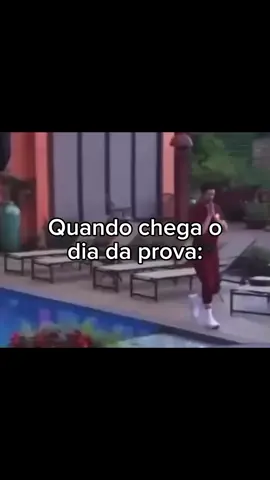 AS PROVAS FINAIS JA SÃO NA OUTRA SEMANA 🥲🤧 #provasescolares #comédiabrasil #humorbr #fypシ #foryou #viral #foryoupage #memes #memestiktok #comédiabr #zemekbr 