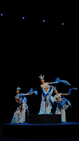 Cửu Trại Câu Thiên Cổ Tình #viettourist #cuutraicautrungquoc #cuutraicau #thanhdo #trungkhanh #tourdulichtrungquoc 