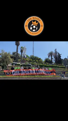 ¡NUESTRA VISITA AL CERRO SAN CRISTÓBAL! Renovando nuestro compromiso como club, todos juntos somos 1 y sin dejar de lado el trabajo. 💪🏻 - #VamosLosReyes 🧡🖤 #VamosFamilia 🧡🖤 - #futbol #entrenamiento #focus #foryou #parati #football #Soccer #fyp #fyp> #cerrosancristobal #santiago #disciplina #viral #futbolistas #motivacion #viralvideo #futbolchileno #training #trainingday #constancia 