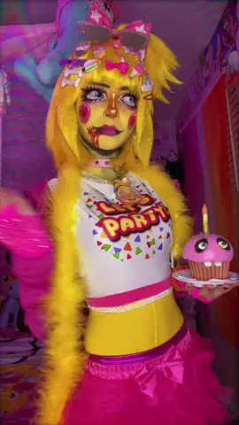 The fnaf ucn cutscenes make me giggle everytime #toychicacosplay #fnaf #fnafcosplay #toychica #fivenightsatfreddys 