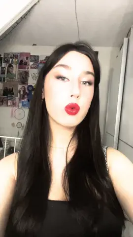Mwah mwah 💋 #transition #trend #mwah #kiss #makeup #foryou 