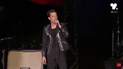 The Killers Covering “Wonderwall” By Oasis Live at Lollapalooza Chile 2018 #thekillers #thekillerslive #thekillersband #killers #brandonflowers #wonderwall #oasis #wonderwallcover #live #livemusic #indie #indiemusic #fyp #indie_etc 