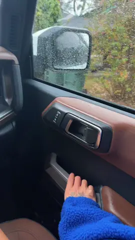 Always open the door fellas🤪