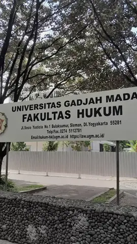 tunggu aku FH UGM #CapCut #fakultashukumugm #ugmjogja ##ptn #universitasgadjahmada 
