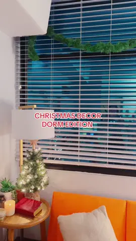 Christmas tree candle going & im in love 🎄🧣☃️🎁☕️ #christmasdecor #dormchristmastree #foryou 