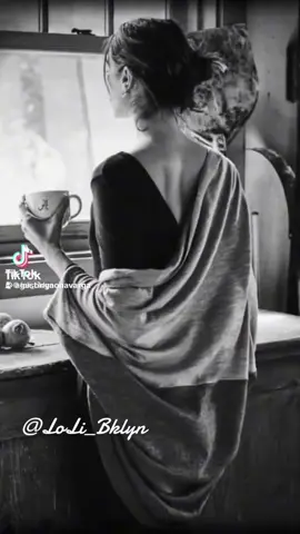 #la#mujer#es#como#un#buen#cafe#huele#rico#te#quita#el#sueño#te#llena#de#energia#lindo#dia