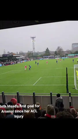 Beth Mead's first goal in a year since her injury. She put Arsenal (W) 2-0 up against West Ham (W) and what a goal! #football  #bethmead #mead #arsenal #arsenalwomen #arsenalwomenfc #meadowpark  #WomensFootball #goal #bethmeadgoal @Beth Mead 
