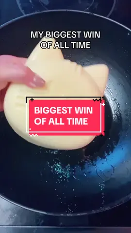 Kitty cat cash wax melt with real money inside- the BIGGEST PRIZE ive EVER won #cashmoneywaxmelt #moneywaxmelt #cashwaxmelt #reveal #surprise #jewelrycandles #burningthecashcandle #waxwok #meltingthegiantwaxmelt 