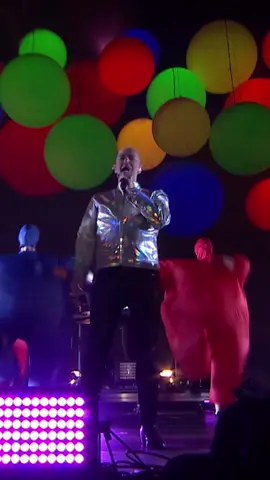 The final instalment of the Classic Performances series: Go West (Live in Hyde Park 2019). All performances are available to watch on the Pet Shop Boys channel #PetShopBoys #SMASH 