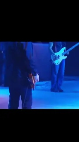 Gary Moore - Parisienne Walkways  #garymoore #parisiennewalkways #perfect #🎸 #electricguitarsolo #masterpiece #blues #prt #fyp #Peter'sWorld🎸