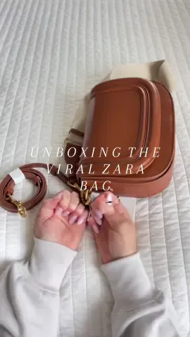 this is your sign to get the viral personalized zara bag 💫 #zara #zarabag #haul #unboxing #personalised #asmr #asmrsounds #authentic #inspo #viral #fyp 