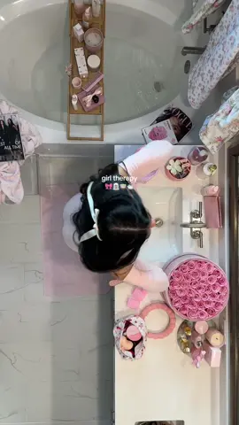 🩰🎀🛁girl therapy #SelfCare #selfcareroutine #girltherapy #skincare #pinterestaesthetic #coquetteaesthetic #girlygirl 