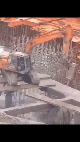 #excavator #GamingOnTikTok #trendingvideo #trend #foyou #mayxuc 
