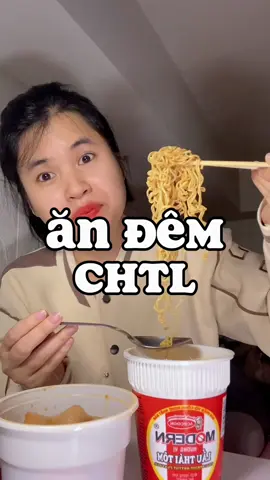 Trả lời @Xoài lắc muối tiêu Ăn đêm với các món ở CHTL. Nhớ lại thời sinh viên, thời gắn liền với những chuỗi CHTL. #junniehello #FoodFestOnTikTok #TikTokAwardsVN2023 #ănngon #LearnOnTikTok #AnCungTikTok #xuhuongtiktok #cửahàngtiệnlợi 