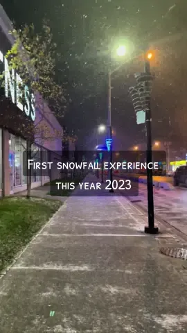 POV: It's your first snowfall experience for the year 2023 ☺️❄️🇨🇦 #fyp #fypシ #fypage #fypシ゚viral #foryou #foryoupage #tiktokph #tiktokcanada #pinoyeh🇨🇦 #pinoytiktok #pinoycanada #pinoyincanada #canada_life🇨🇦 #canada🇨🇦 #xyzbca #filipino 🇵🇭 #traveltiktok #solotravel #toronto #torontolife #snow #snowfall #winter2023 