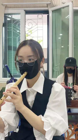 Lại đoán xem bài gì nào các bác =)) về bờ dần đi thôi ạ =)) #ánhlinhbambooflute #sáotrúc #fun 