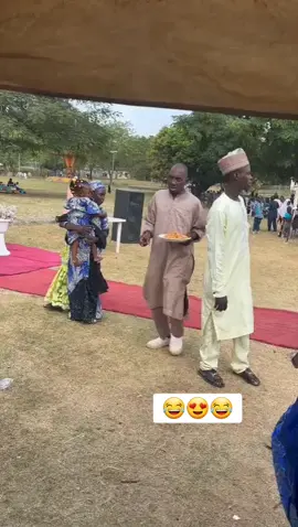 #trending #drole_video #afriquetiktok #africains #drole #africaintiktok #afrodance #afrobeats #afrodancer #old #oldman #humour #mdr #africains #funnymemes 