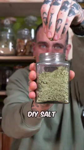 These DIY salts are not only a great way to give new life to squeezed citrus, wilted herbs or any food scraps laying around but also an awesome gift for Christmas!  Can you tell how many salts we made in the last scene? 🤔 * 300g Celtic salt * 150g citrus peel or 150g herbs or 2 cups wine * Rosemary stem INSTRUCTIONS:🥣 Citrus:🍊🍋 * Cut leftover peels and blend until reaching preferred consistency; small for us, but you can make a paste or keep them thicker. * Mix blended peels with salt until combined. * Spread mixture on a baking tray and bake at 60°C for 30-40 minutes, stirring occasionally. * Ensure peels are perfectly dry. * Store in an airtight container for up to a year. * Optionally, grind for a finer salt texture. Wine:🍷✨ * Add wine and rosemary to a pot, bring to a boil, then simmer until reduced by 1/3. * Let cool and remove the rosemary branch. * Quickly mix in the salt. * Spread on a baking tray and bake at 50°C for 20 minutes until dry. Herbs:🌿 * Blend wilted herbs and salt until fine. * Spread the mixture on a baking tray, smoothing it out. * Bake at 60°C until dry. #salt #natural #DIY #homemade #zerowaste #fyp 