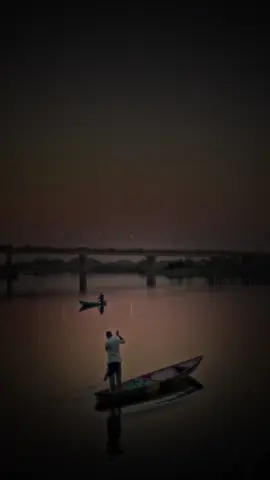 لتغرك الدنيا وداعتك ماشين..💔  #شعر #شعر_عراقي #شعر_شعبي_عراقي  #fyp #fyyyyyyyyyyyyyyy #شعر #fyp #تلكرام_بلبايو #اكسبلور  #sad #شاشه_سوداء #اكسبلور #viral #fy #العراق_قناة_تلكرام_ستوريات 