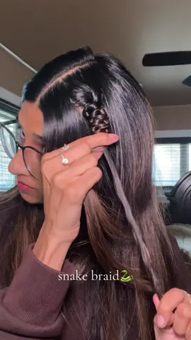 giving medusa😼 #hairtok #easyhairstyle #snakebraid #hairstyles #longhairshorthair #fyp 