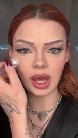 Doing my makeup like Priscilla🤍 #foryou 