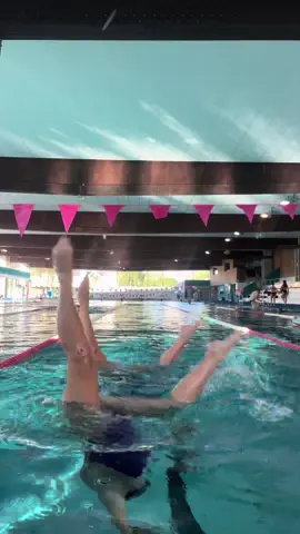 #fyp #artisticswimming #synchronizedswimming #natationartistique #natationsynchronisée #synchro #training #figures #pourtoi #artisticswimmer #natationsynchro 
