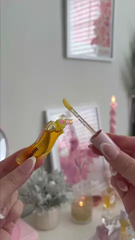 soft girl morning 🧸🎀🍯🌸🤍 #morningroutine #morningroutineaesthetic #morningaesthetic #morningdiaries #morninginmylife #aestheticmorningroutine #softgirl #softgirlmorning #pinterestaesthetic #pinterestmorningroutine #slowmornings #pinterestinspo #cleangirlaesthetic #softgirlera #SelfCare #selfcareaesthetic #gisou #skincare #aestheticvideos #pinkpilatesprincess #coquetteaesthetic #glossier #grwmroutine #haileybieber #bowuggs #pinkroominspo #pinkinspo #pinkaesthetic #gingerbreadlatte #holidayszn #christmasvibes #girlymornings #girlyaesthetic 