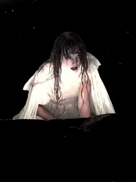 hits different scp:@ana #folklore #taylorswift #viral #swifttok #fyp #parati #foryoupage #taylorswiftedit #foryou #theerastour #foryoupage #scream 