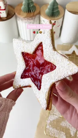 Mes sablés 🍓⭐️#christmasrecipe #sablé #sablésdenoël #christmas #food #pourtoi #christmastiktok #recetterapide #pourtoi #christmasfood #noel #Recipe #christmasbaking #viral #patisserie #recettedecuisine #christmaspastry #recetterapidedelicieuse #