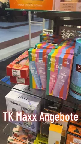 Lauft nicht sondern rennt - Abh Paletten einfach 25,00€ 😳😍  📍Frankfurt Nordwestzentrum #tkmaxx #tkmaxxangebote #viral #fy #foryou #foryoupage #rundontwalk #schnäppchen #beauty #makeup #mua #makeupartist #schminke #schminkvideod #skin #skincare #nyx #abh #mac #drpawpaw #anastasiabeverlyhills #shopping #shoppen #haul 