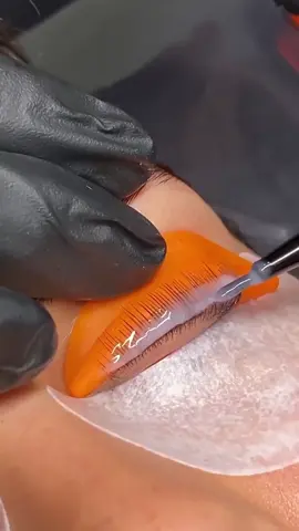 wouldn't be possible without Elleebalm... if you know, you know @Elleebana  #lashlift #lashlifting #lashartist #lashliftandtint #lashliftprocess #lashlifttutorial #beauty #london #londonservices 