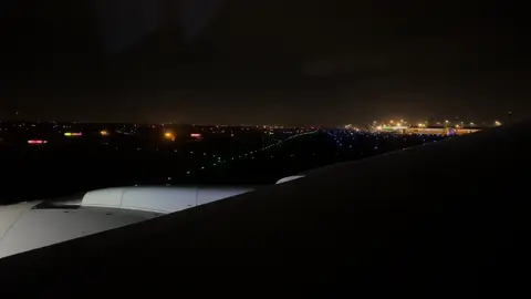 Paris CdG night takeoff#amaninlondon #paris #cdgairport #plane #takeoff 