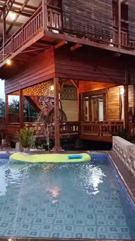 villa kapasitas 20 orang ... private pool ✅ free Wi-Fi and karouke ✅ view pegunungan  #villacihanjawarpurwakarta  #villamurah  #villaestetik  #villakayu  #wisataindonesia  #jawabarat  #purwakarta  #karawangviral #fyp 