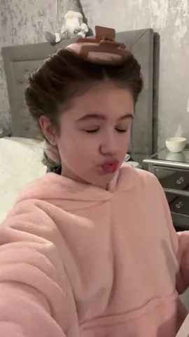 @SHEGLAM @Maybelline New York @thebeautycrop @collectioncosmetics @NARS Cosmetics #fyp #grwm #rubyalexis #tiktokmakemefamous 