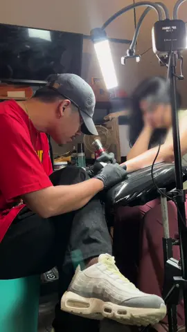 Minimalist #fyp #tattooartist #foryoupage #tattooph #foryou #minimalisttattoo #finelines 