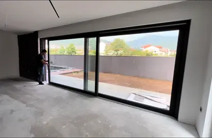 #windowsoftheworld #glassmagic #viewfrommywindow #windowgazing #throughtmywindow #cityscape #windowart #urbanvista #homesweethome #architecturalwonders #windowwatch #skylinedreams #roomwithaview #panesofbeauty #windowinspiration #beyondtheglass #halfopenwindows #windowwonder #scenicsills 